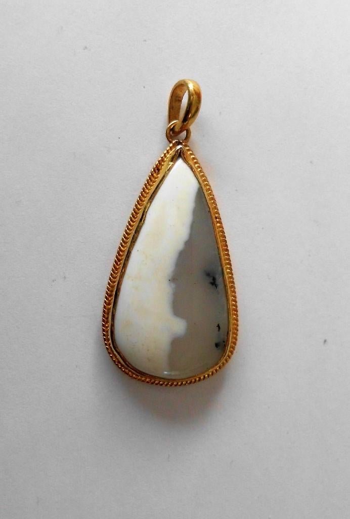 Exclusieve Vergulde Chalcedoon Hanger - 925 Zilver - LTR01, Verzenden, Nieuw, Met edelsteen, Zilver