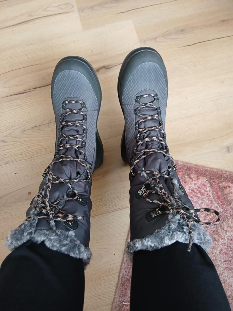 Nieuwe Kybun gevoerde outdoor laarzen, maat 41 2/3 maat 40, Kleding | Dames, Schoenen, Ophalen of Verzenden