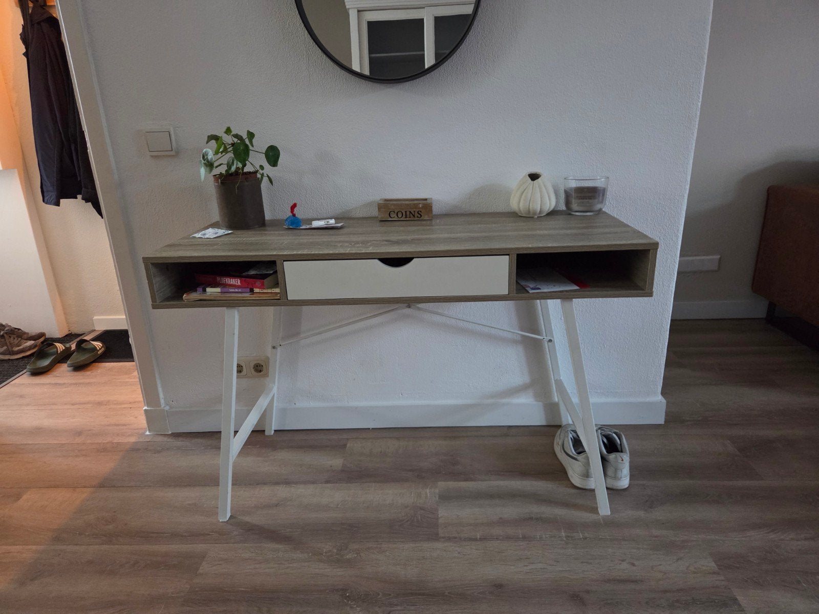 Bureau/ tafel/dressoir Scandinavisch, Ophalen, Gebruikt