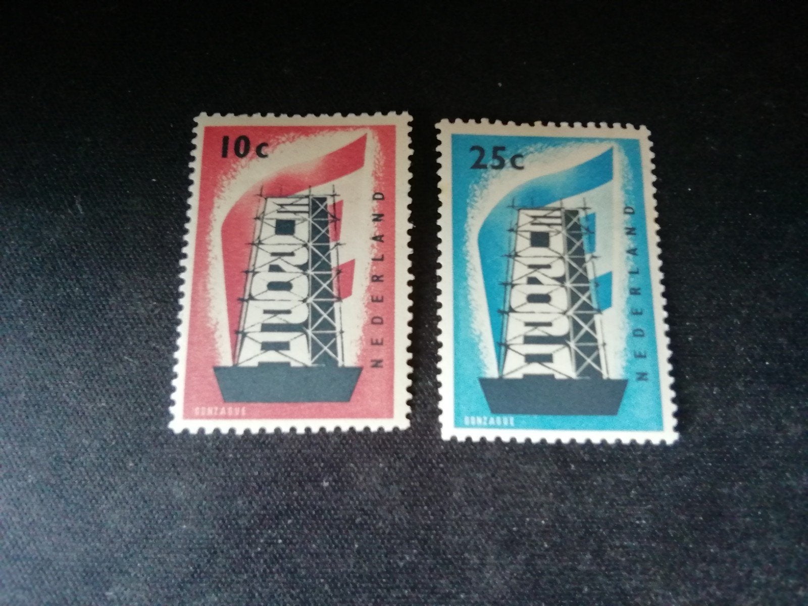 48 NEDERLAND EUROPA SERIE NR 681/682 ONGEBRUIKT ORGINELE GOM, Postzegels en Munten, Postzegels | Nederland, Ophalen of Verzenden