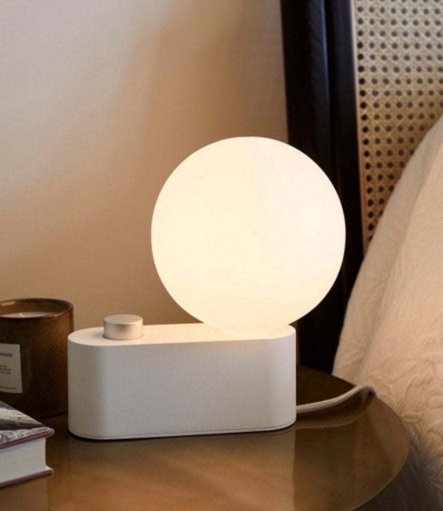 Nieuw Tala Alumina tafellamp led twv € 220,00!, Huis en Inrichting, Lampen | Tafellampen, Ophalen of Verzenden, Nieuw, Flos Moooi