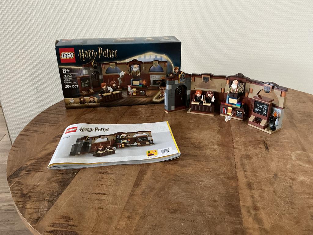 LEGO Harry Potter 76442 Zweinstein: Toverlessen - Compleet, Ophalen of Verzenden, Zo goed als nieuw