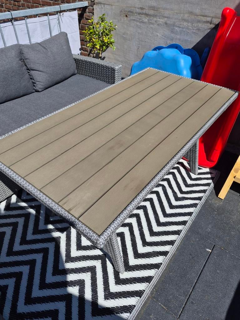 Mooie tuintafel zgan, Ophalen