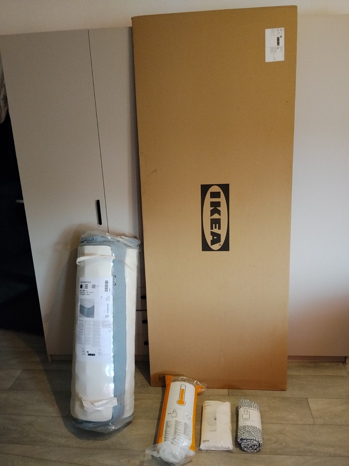 New bed and mattress, Ophalen, Nieuw