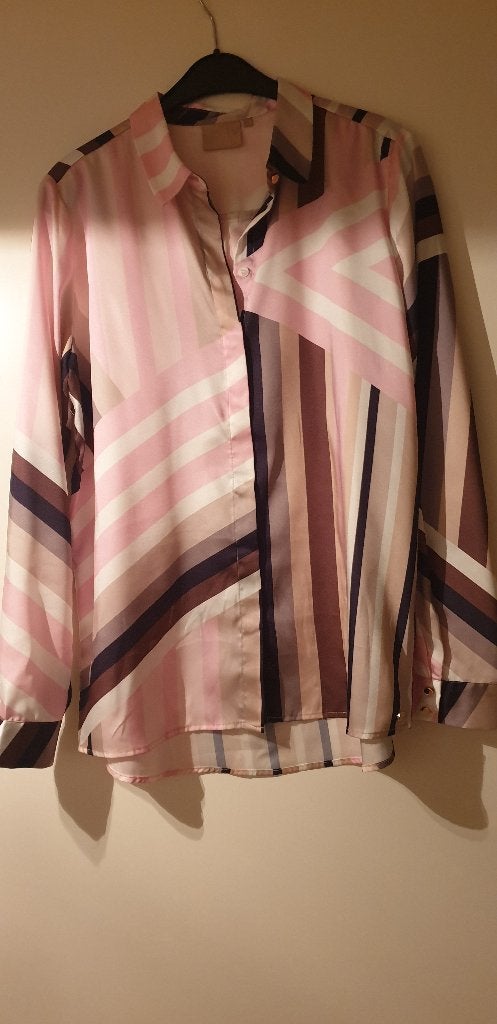 Prachtige blouse van Josh V maat L als nieuw, Kleding | Dames, Meerkleurig, Maat 42/44 (L), Ophalen of Verzenden, Zo goed als nieuw