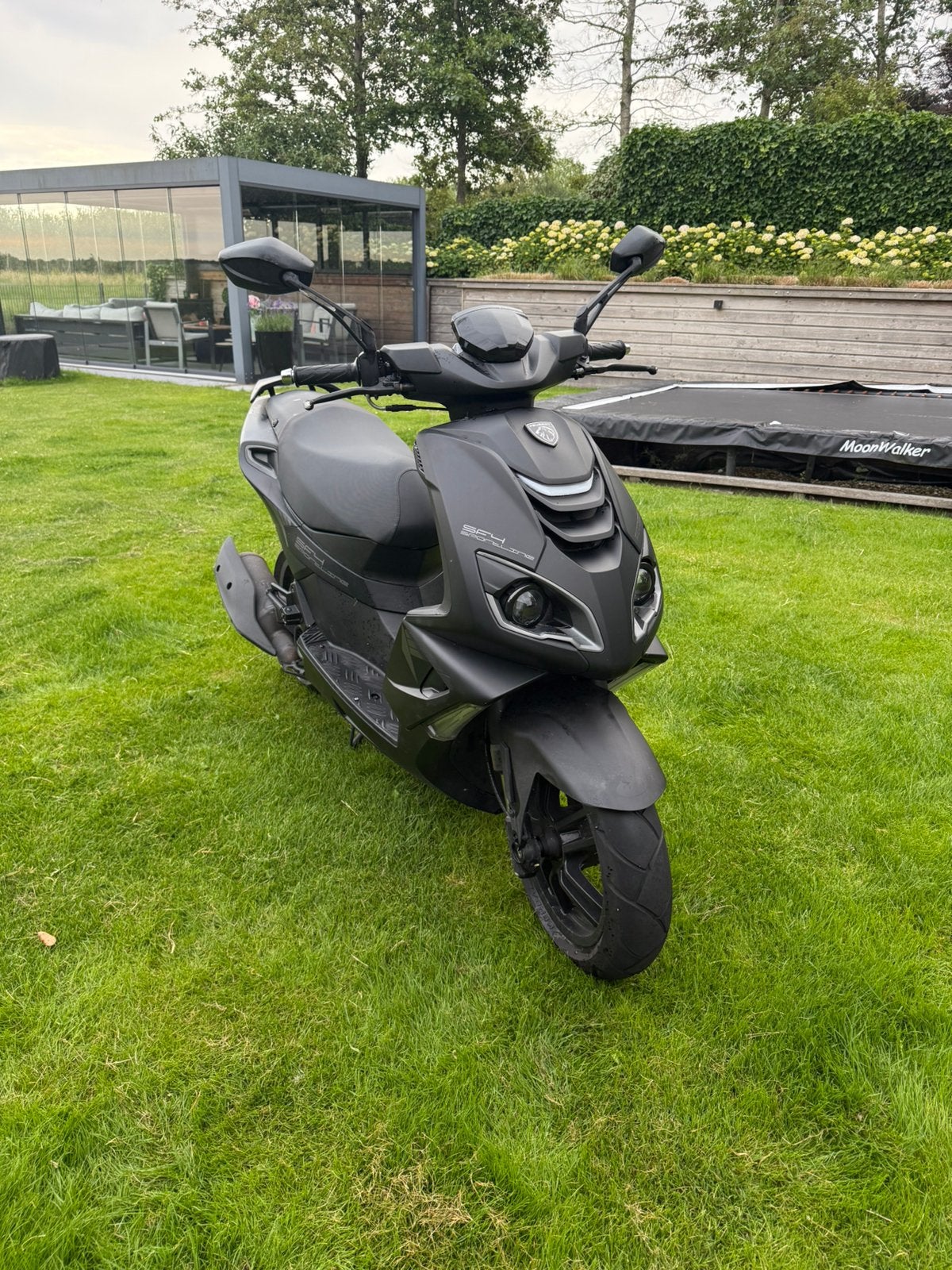 Peugeot Speedfight 4 Sportline | 2024 | 4.625 km | Zwart, Fietsen en Brommers, Ophalen, Maximaal 45 km/u, Zo goed als nieuw, Speedfight