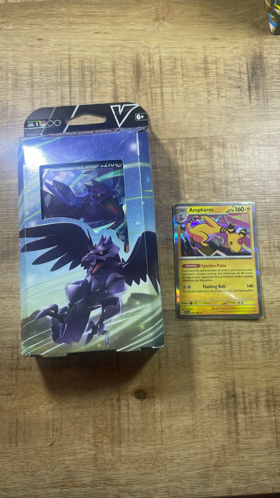Pokémon Corviknight V Battle Deck + Suprise pack, Hobby en Vrije tijd, Verzamelkaartspellen | Pokémon, Nieuw, Starterdeck, Verzenden