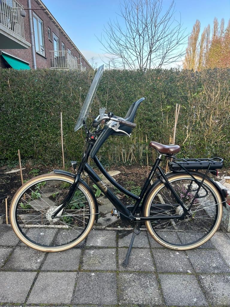 Sparta elektrische fiets met kinderzitje, Fietsen en Brommers, Elektrische fietsen, Ophalen, Gebruikt, Minder dan 30 km per accu