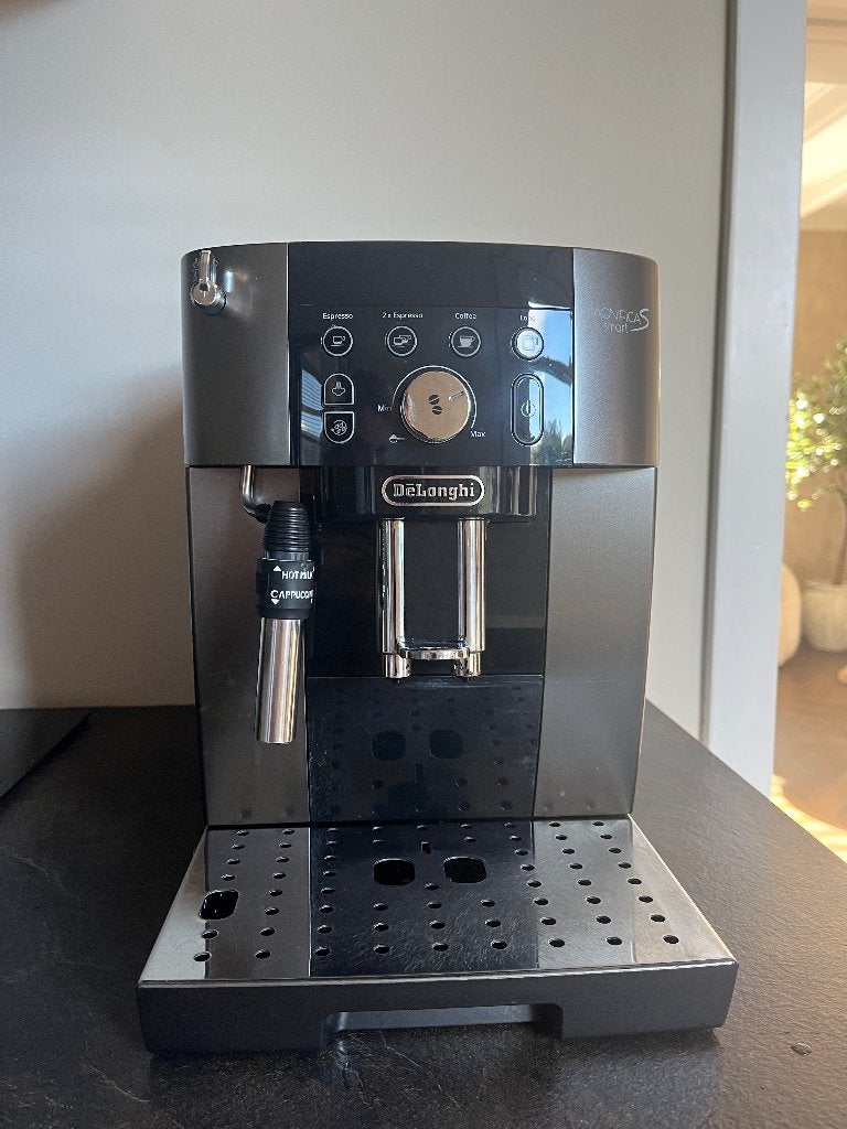 Koffiemachine De’Longhi Magnifica S, Ophalen, Gebruikt, 10 kopjes of meer, Koffiemachine
