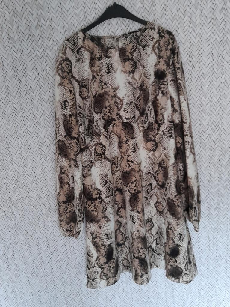 Danes print jurk mt S/M, Ophalen of Verzenden, Zo goed als nieuw, Maat 38/40 (M), Bruin
