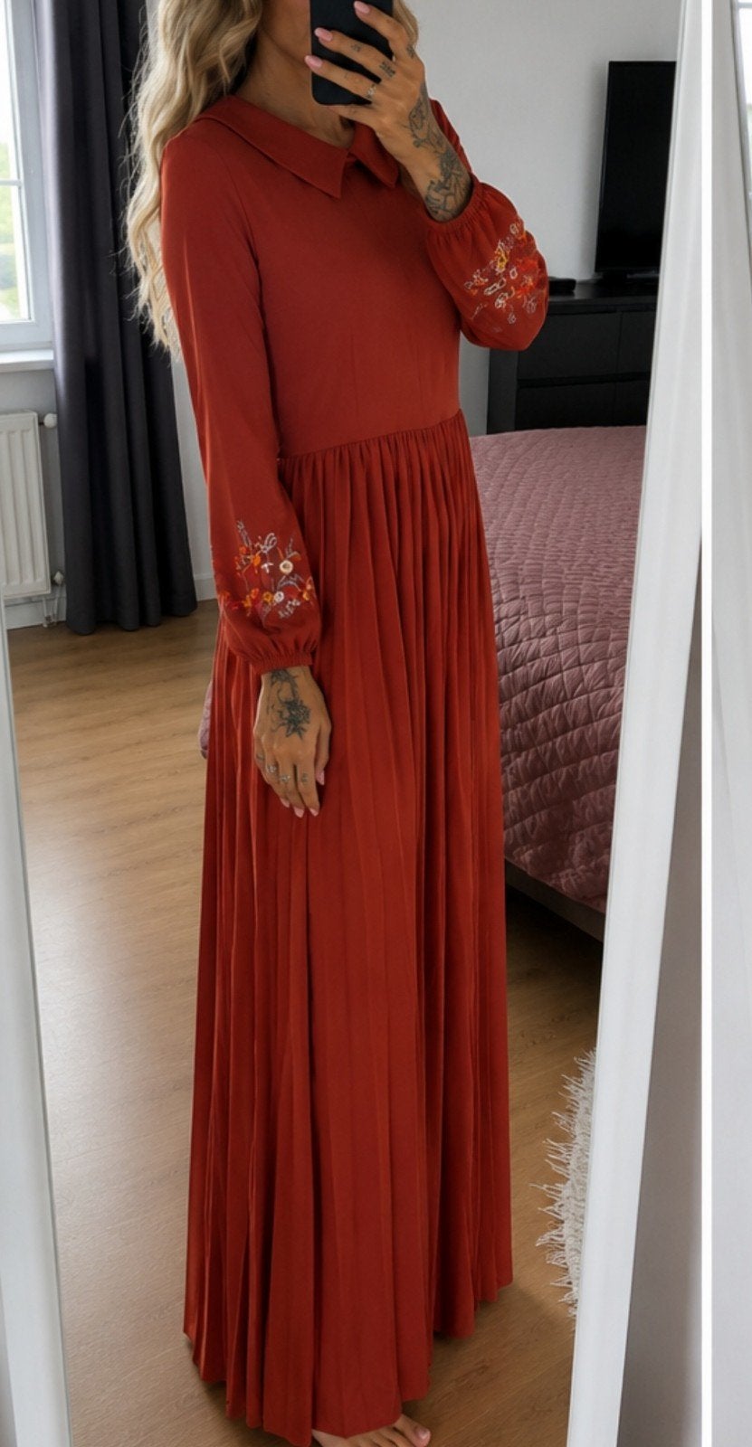 Maxi jurk met bloemenborduursel en kraag, Kleding | Dames, Maat 38/40 (M), Bruin, Nieuw, Ophalen of Verzenden