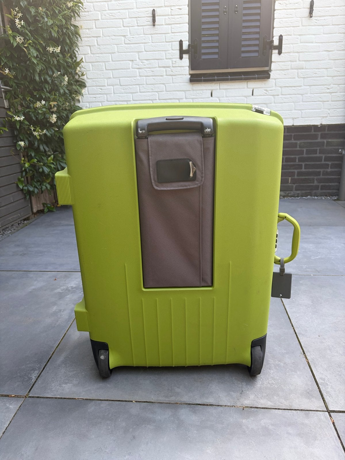 American Touristed Groene koffer, Ophalen, Gebruikt, 50 tot 60 cm, Hard kunststof