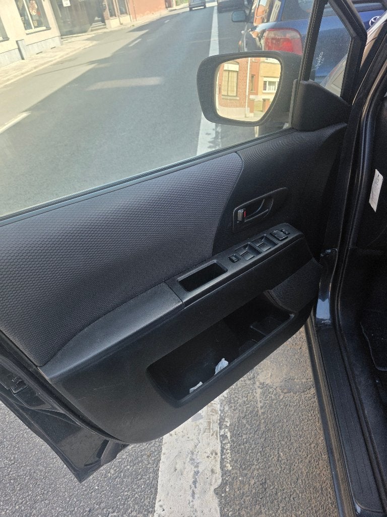 Foto 13 van Mazda 5 1.8 2005 Grijs