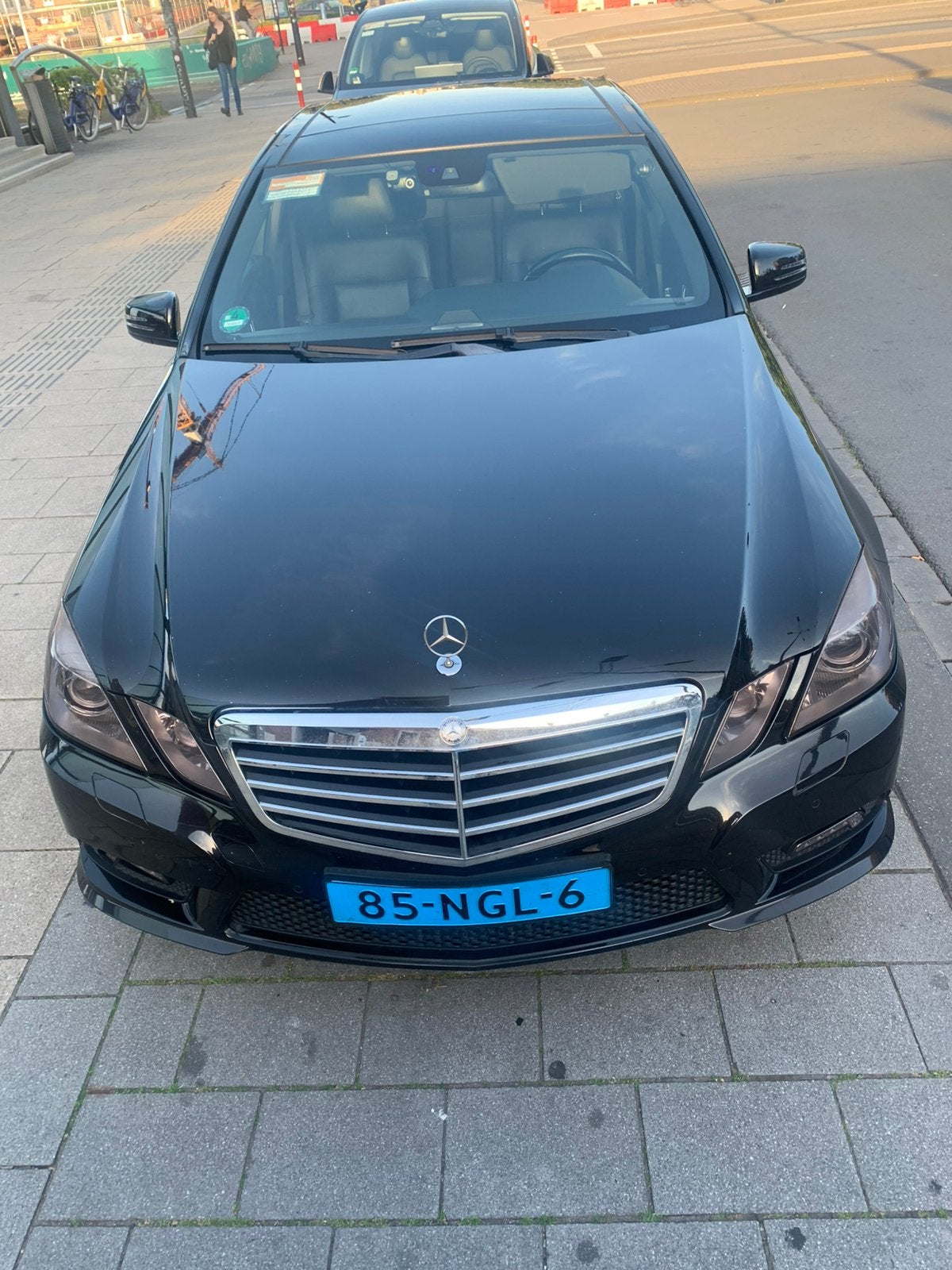 Mercedes-Benz E-Klasse 2.2 CDI E250 Sedan AUT 2010 Zwart, Auto's, Mercedes-Benz, Automaat, Euro 5, Achterwielaandrijving, Zwart