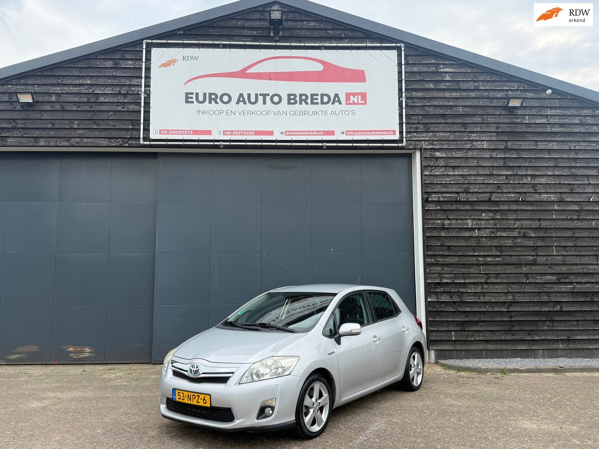 Toyota Auris 1.8 Full Hybrid Executive, Euro 5, Gebruikt, 4 cilinders, 25 km/l