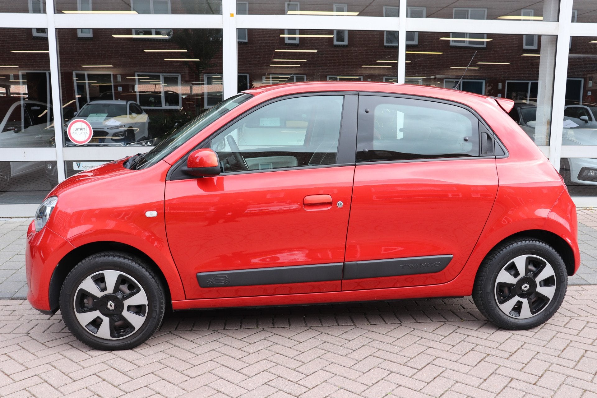 Renault Twingo 1.0 SCe Collection . (bj 2018), Auto's, Elektrische ramen, Gebruikt, 840 kg, 4 stoelen