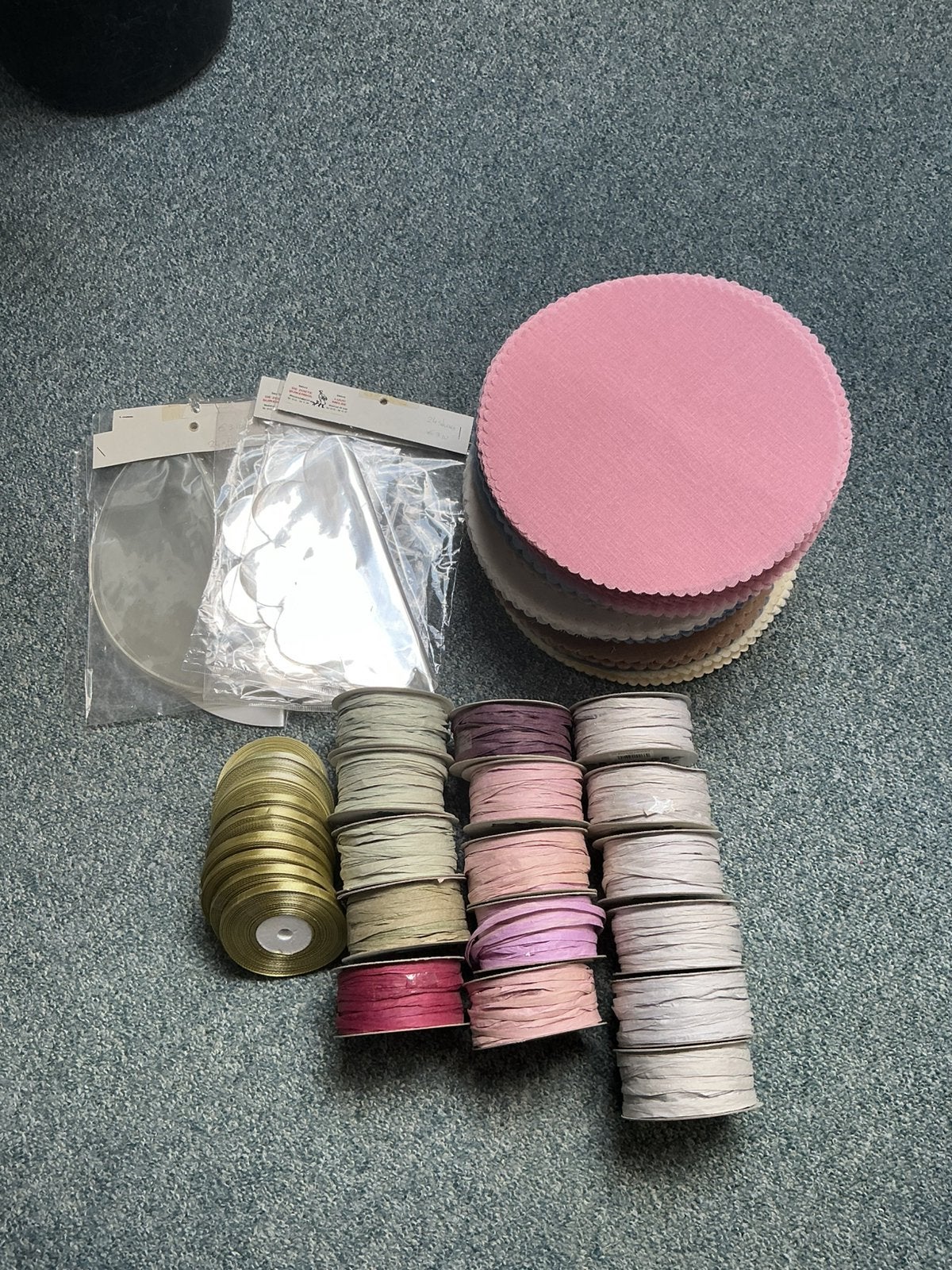 Rafia lint, stoffen rondjes geschulpte rand, groen lint, Ophalen of Verzenden, Nieuw, Knutselmateriaal
