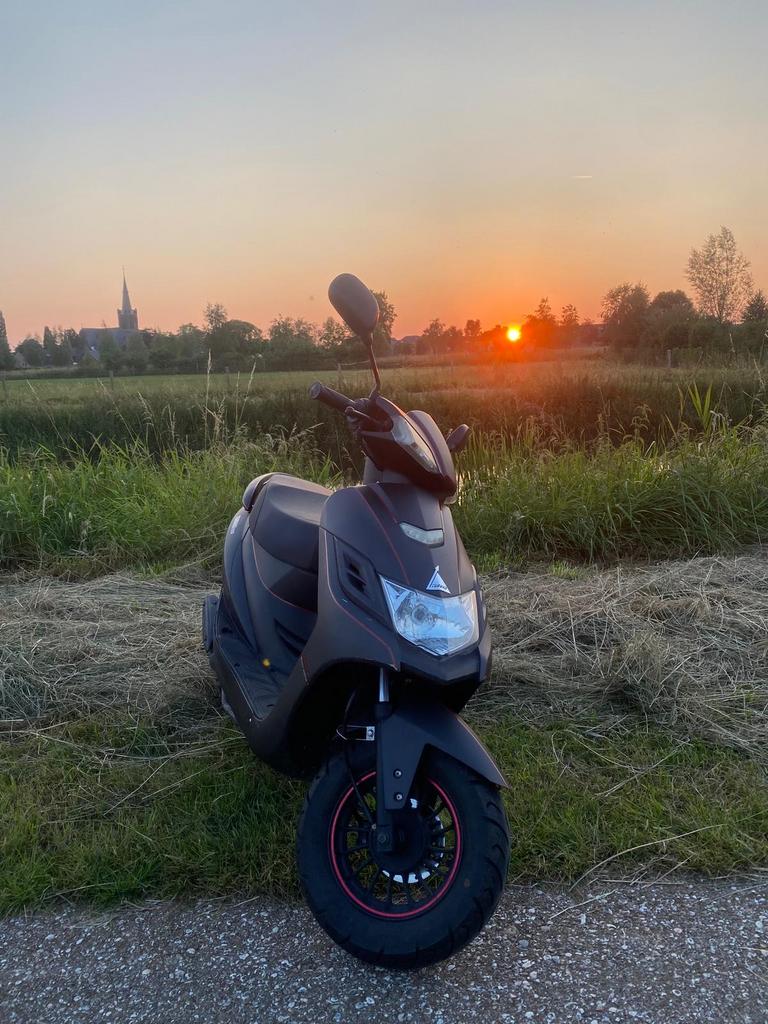 Turbo CD50 Scooter (2017) – Nette staat, Fietsen en Brommers, Scooters | Overige merken, Ophalen, Gebruikt, Maximaal 45 km/u, Benzine