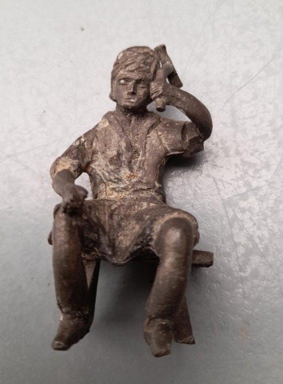Antiek klein beeldje, Antiek en Kunst, Antiek | Tin, Ophalen of Verzenden