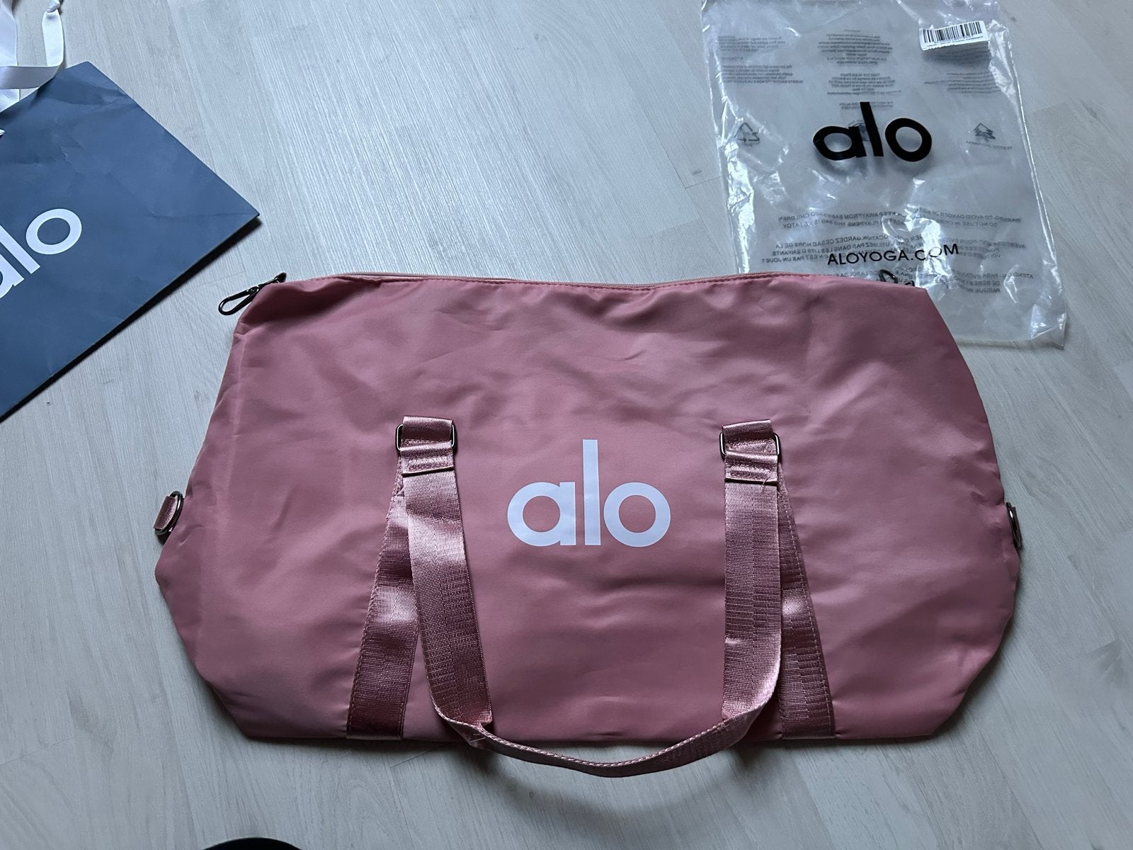 Alo Yoga sporttas roze, Ophalen of Verzenden, Zo goed als nieuw, Dames
