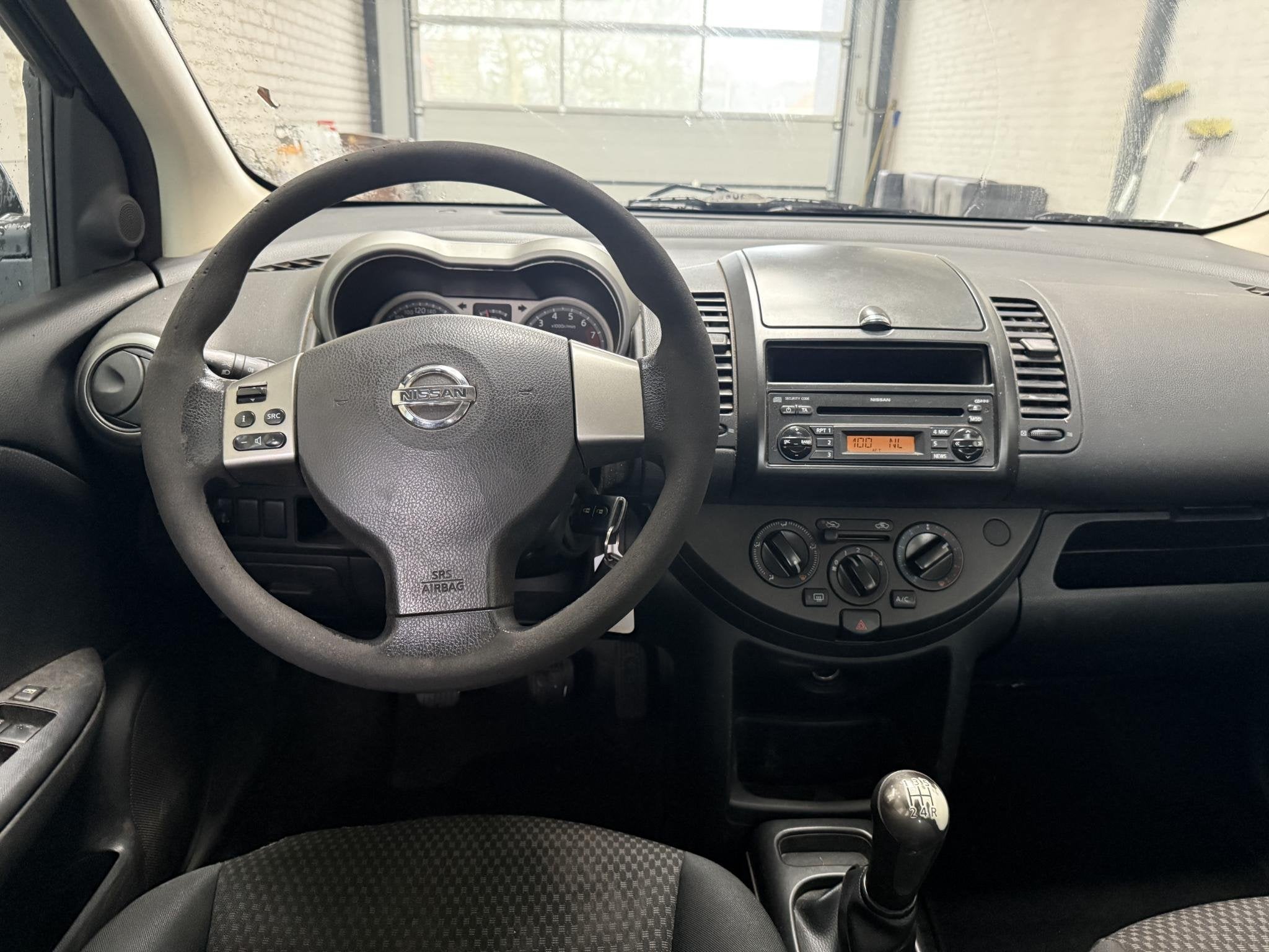 Nissan Note 1.4 Pure | Trekhaak | HANDEL/EXPORT PRIJS, Voorwielaandrijving, Stof, 4 cilinders, Zwart