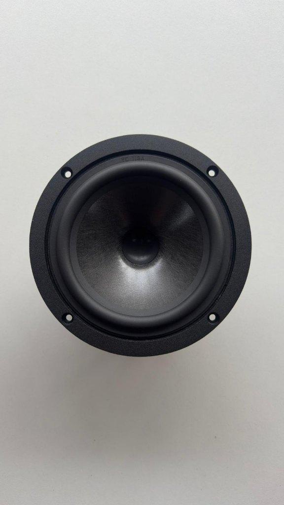 2x Aurum Cantus AC130/50CK(RD) 5-1/4" Midwoofer, Zo goed als nieuw, 120 watt of meer, Front, Rear of Stereo speakers, Ophalen