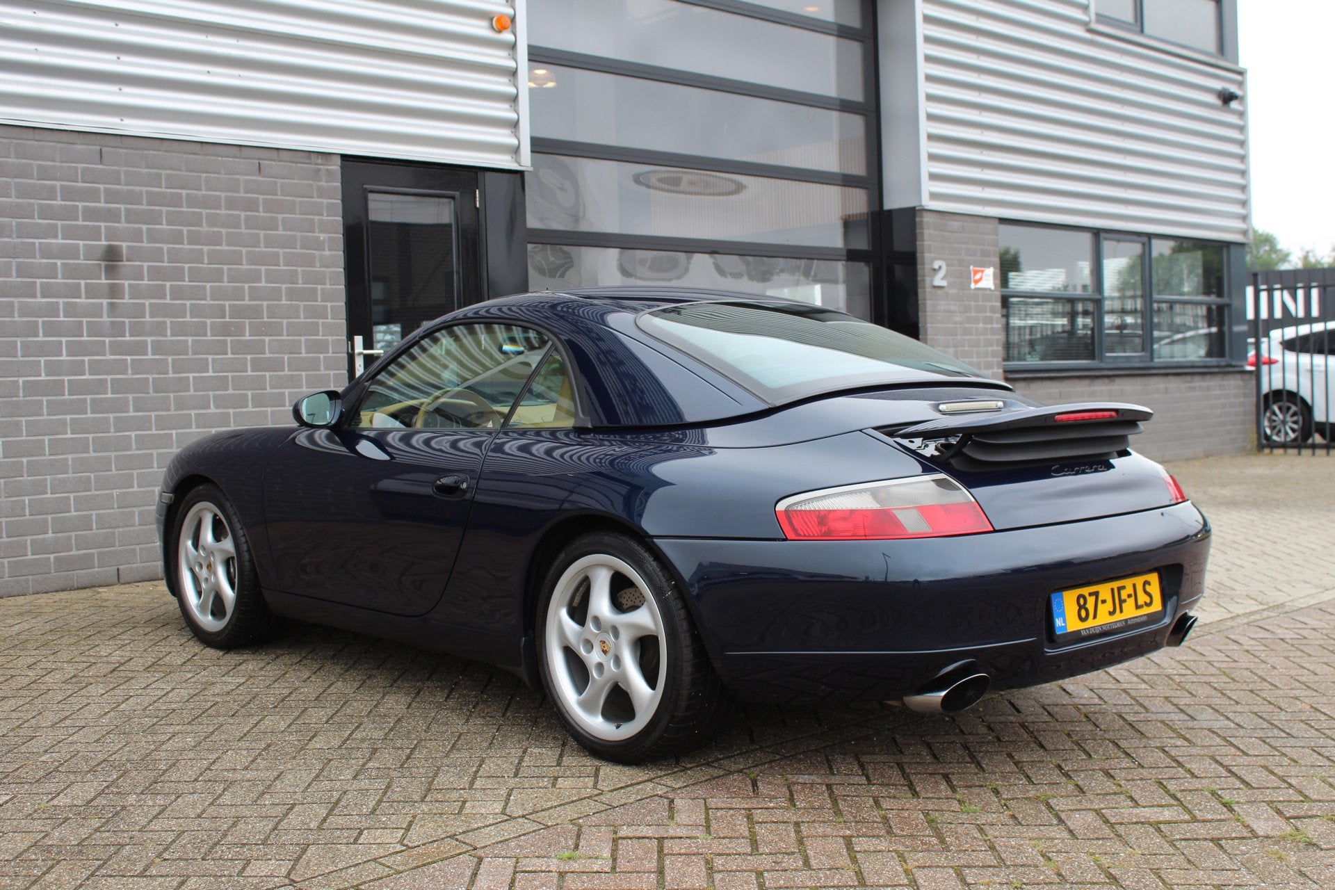 Porsche 911 Cabrio 3.4 Carrera / Automaat / Xenon / Hardtop, foto 10