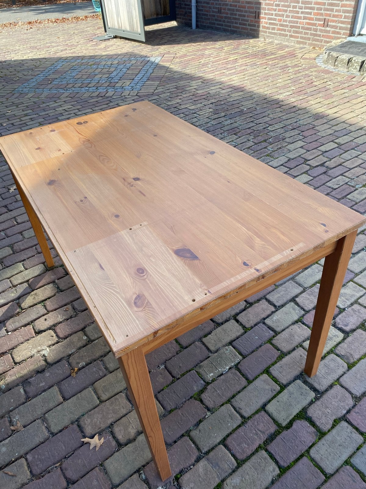 Gratis houten tafel / bureau met lade 130/75 cm, Ophalen, Gebruikt, 100 tot 150 cm, Tot twee personen