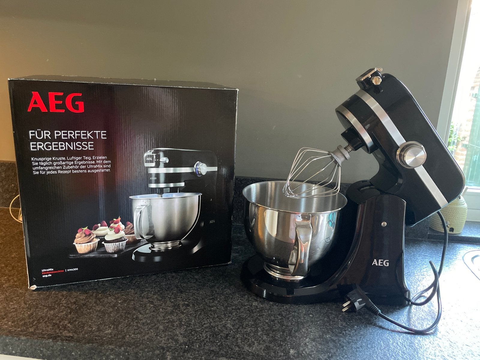 AEG Keukenmachine Ultramix KM 4300 met doos als nieuw, 4 liter of meer, Ophalen, Zo goed als nieuw, 3 snelheden of meer