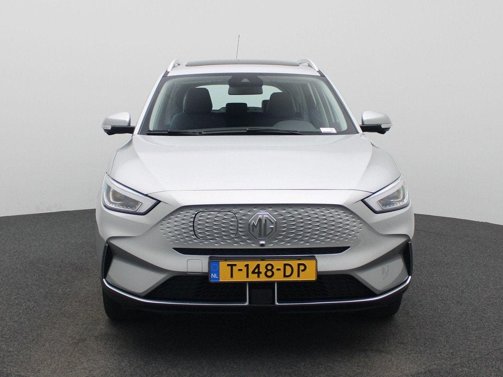 MG ZS EV Long Range Luxury 70 kWh, Auto's, MG, 12 maanden, Gebruikt, ZS, Origineel Nederlands