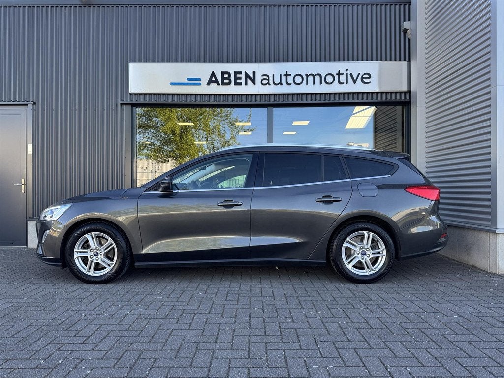 Ford Focus Wagon 1.0 EcoBoost 100PK Titanium (4-SEIZ.|CAMERA, 101 pk, Gebruikt, Zwart, 999 cc