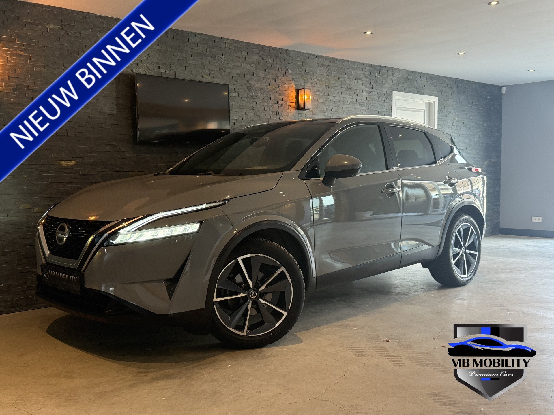 Nissan QASHQAI 1.3 MHEV Xtronic Bj: 2022 / Pano / Automaat /, Auto's, Automatische klimaatregeling, Euro 6, Bedrijf, Hybride Elektrisch/Benzine