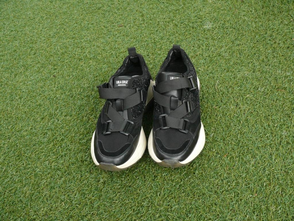 LOLA CRUZ sneakers maat 37 als nieuw, Kleding | Dames, Schoenen, Zwart, Lola cruz, Ophalen of Verzenden, Sneakers of Gympen