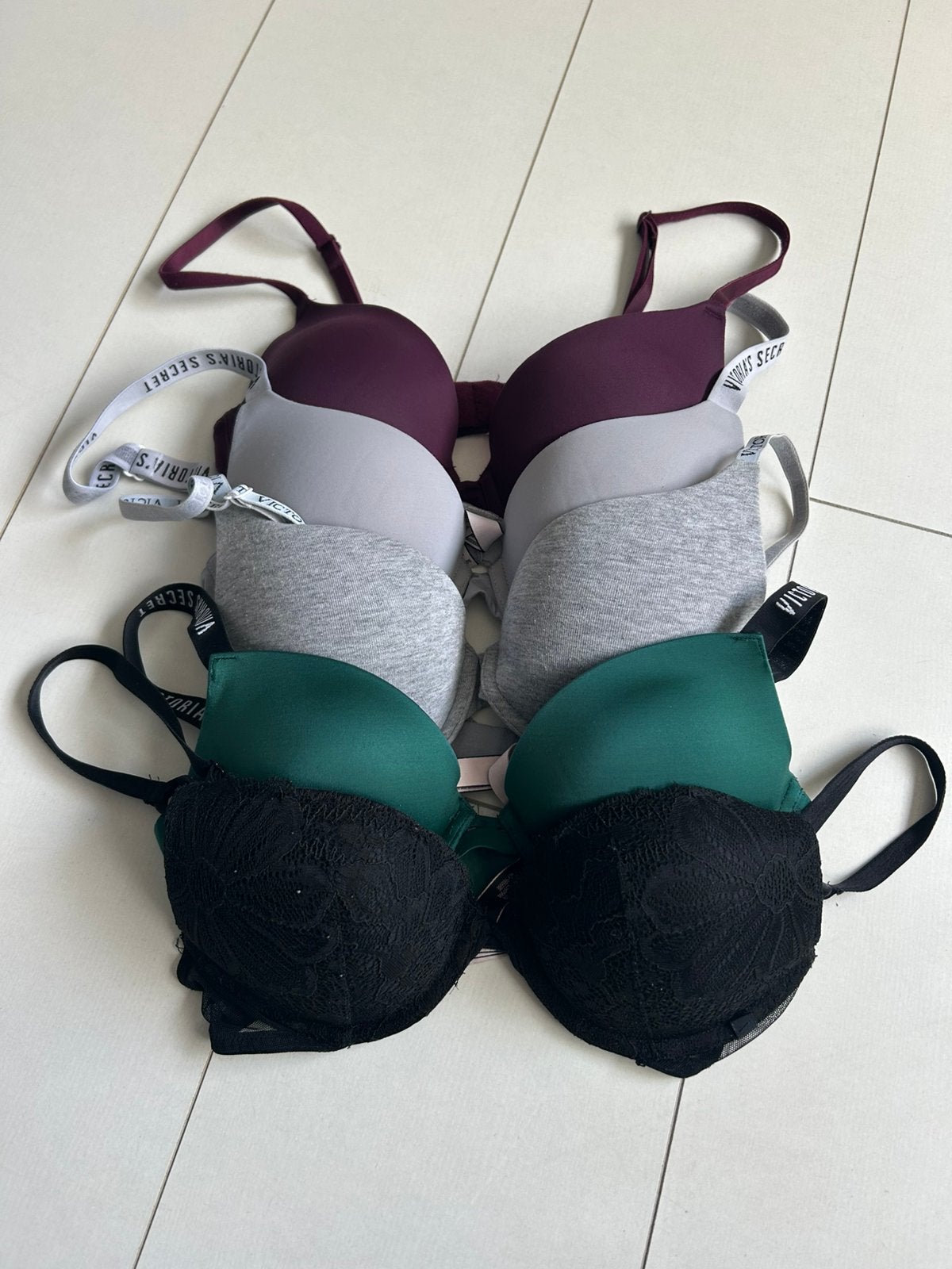 5 Victoria Secret BH’s 32B, Verzenden, Meerkleurig, BH