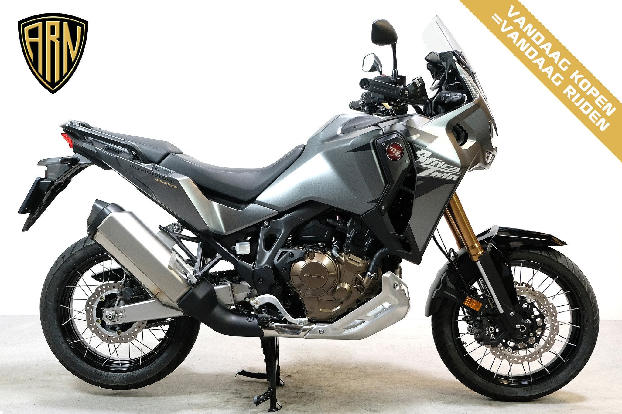 Honda CRF 1100 AFRICA TWIN ADVENTURE SPORTS (bj 2025), Handvatverwarming, Toermotor, Handgeschakeld, Gebruikt