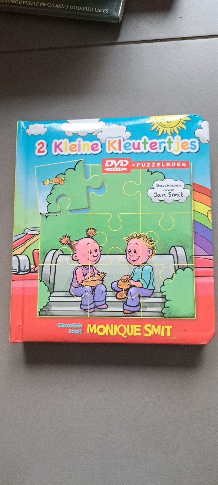 2 Kleine Kleutertjes DVD + Puzzelboek Monique Smit, Alle leeftijden, Ophalen of Verzenden, Gebruikt