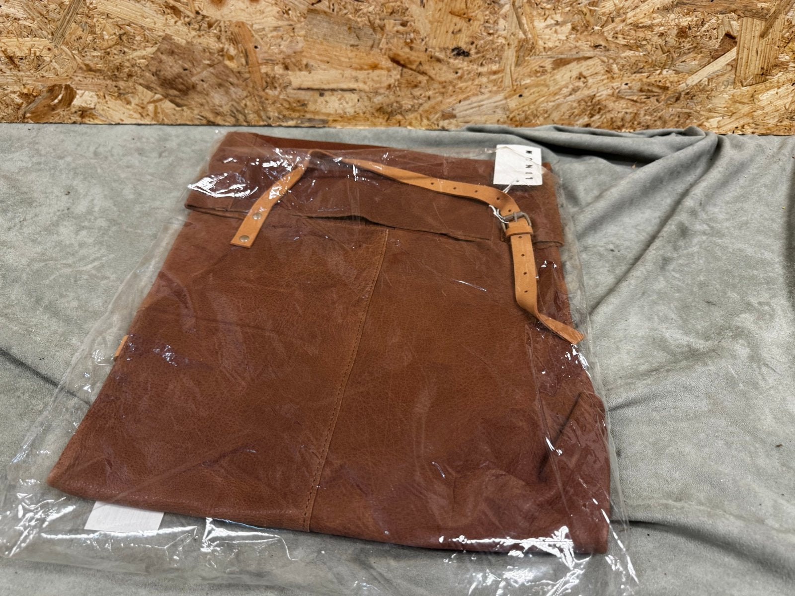 Nieuw LINUM Fuego Echt Lederen Schort 75x90 cm - ReK4, Overige typen, Nieuw, Ophalen of Verzenden, Natuurlijk materiaal