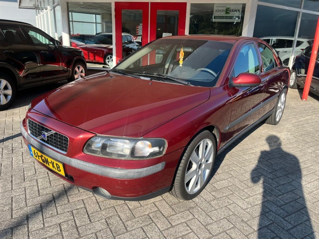 Volvo S60 2.4 Automaat 140 PK  Climate-controle  Trekhaak  N, Auto's, Volvo, Gebruikt, S60, 1476 kg, Bedrijf