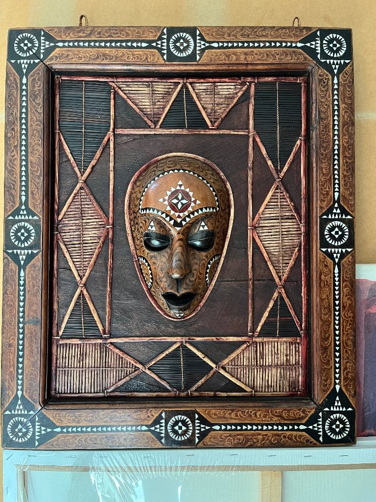 Relief Kop Portret Masker Lombok/ Afrikaans, Antiek en Kunst, Kunst | Niet-Westerse kunst, Ophalen, Masker, 45 cm, Handgemaakt