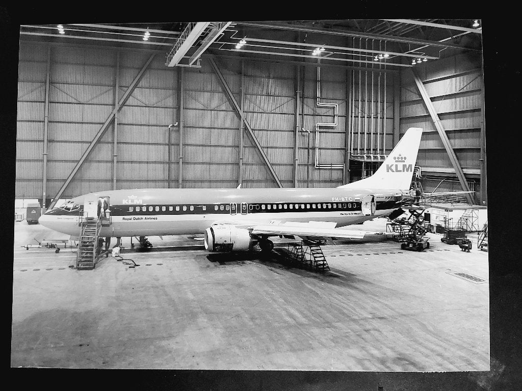 Foto van een KLM Boeing 737 (F891), Ophalen of Verzenden, Gebruikt, Kaart, Foto of Prent