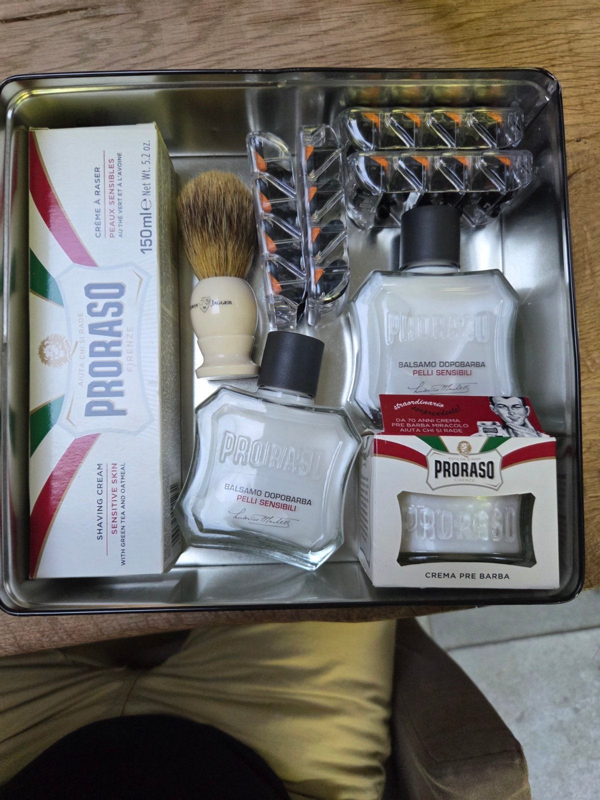 Proraso scheren, Ophalen, Nieuw