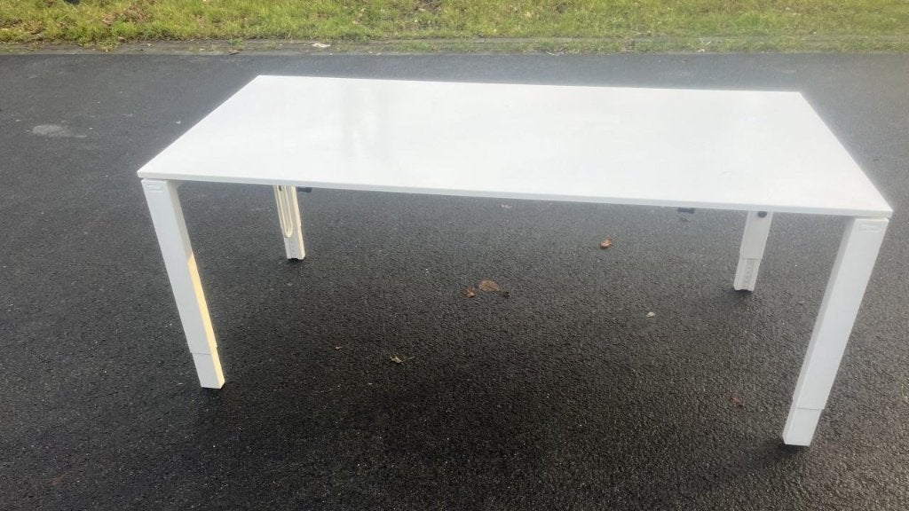 Gispen vergadertafel, Ophalen, Gebruikt, In hoogte verstelbaar, X