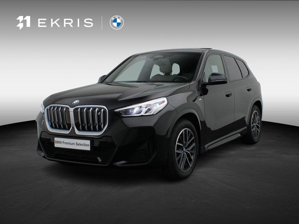 BMW iX1 xDrive30 M Sportpakket | Comfort Pack | Travel Pack