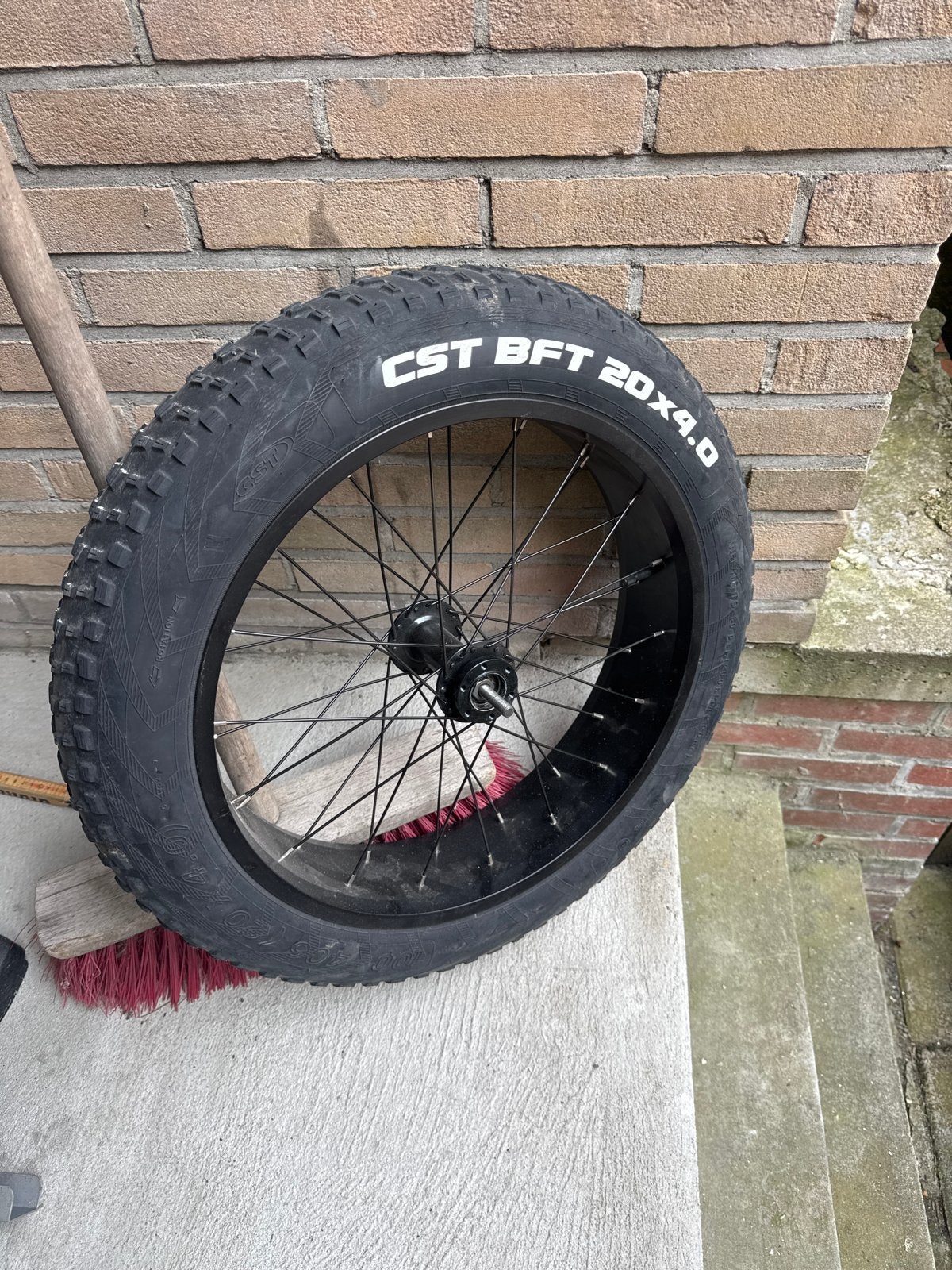 Gratis afhalen CST BFT 20x4.0 Fatbike Wiel met Band, Zo goed als nieuw, Fatbike, Rubber, Ophalen