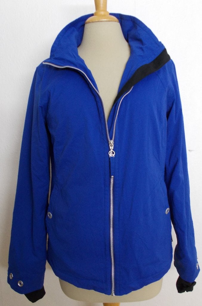Hiking jack met capuchon van Lutha Finland Sports Design! 38, Verzenden, Zo goed als nieuw, Maat 38/40 (M), Blauw