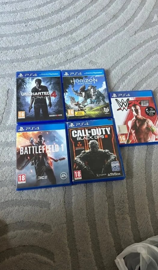 spelen voor playstation 4, 1 speler, Ophalen, Zo goed als nieuw, Vanaf 18 jaar
