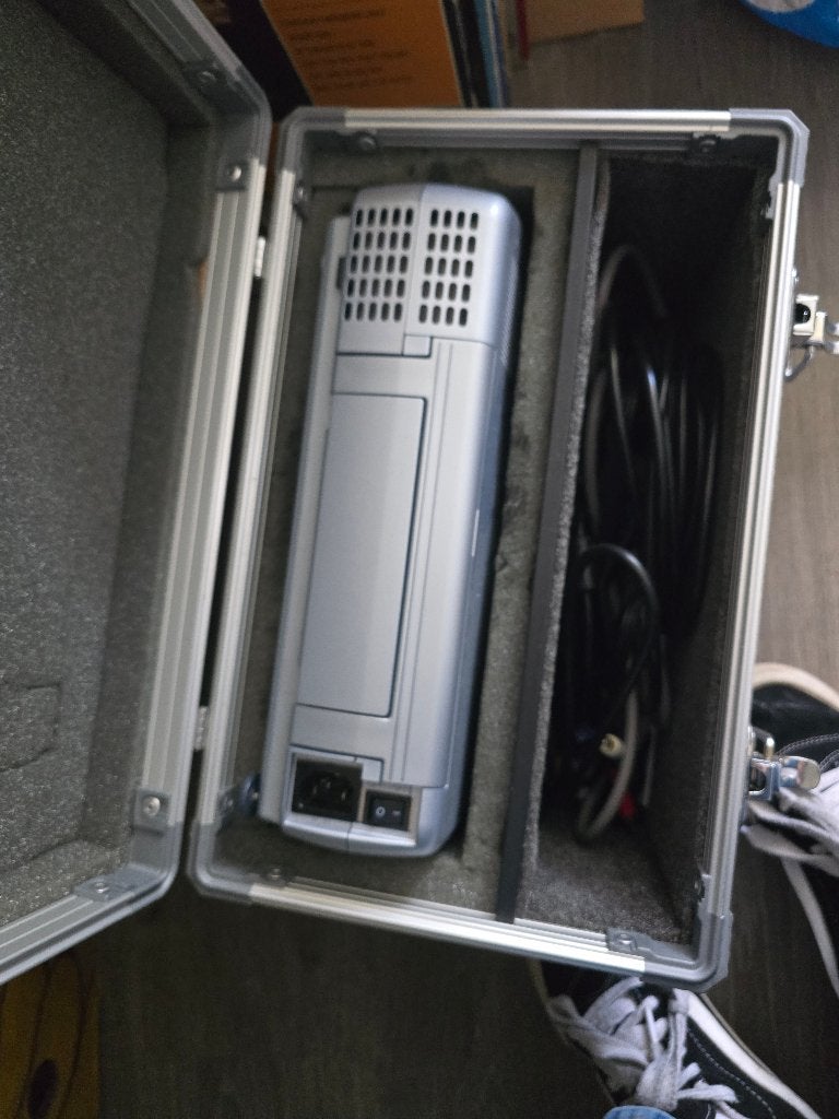 Panasonic Beamer, Panasonic, Ophalen of Verzenden, Zo goed als nieuw, LCD