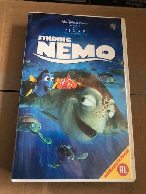 Finding Nemo Ex-rental VHS videoband, Alle leeftijden, Ophalen of Verzenden, Gebruikt, Horror
