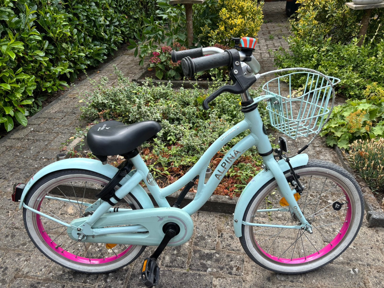 Alpina 18 inch meisjes fiets, Fietsen en Brommers, Ophalen, Zo goed als nieuw, 18 inch, Handrem