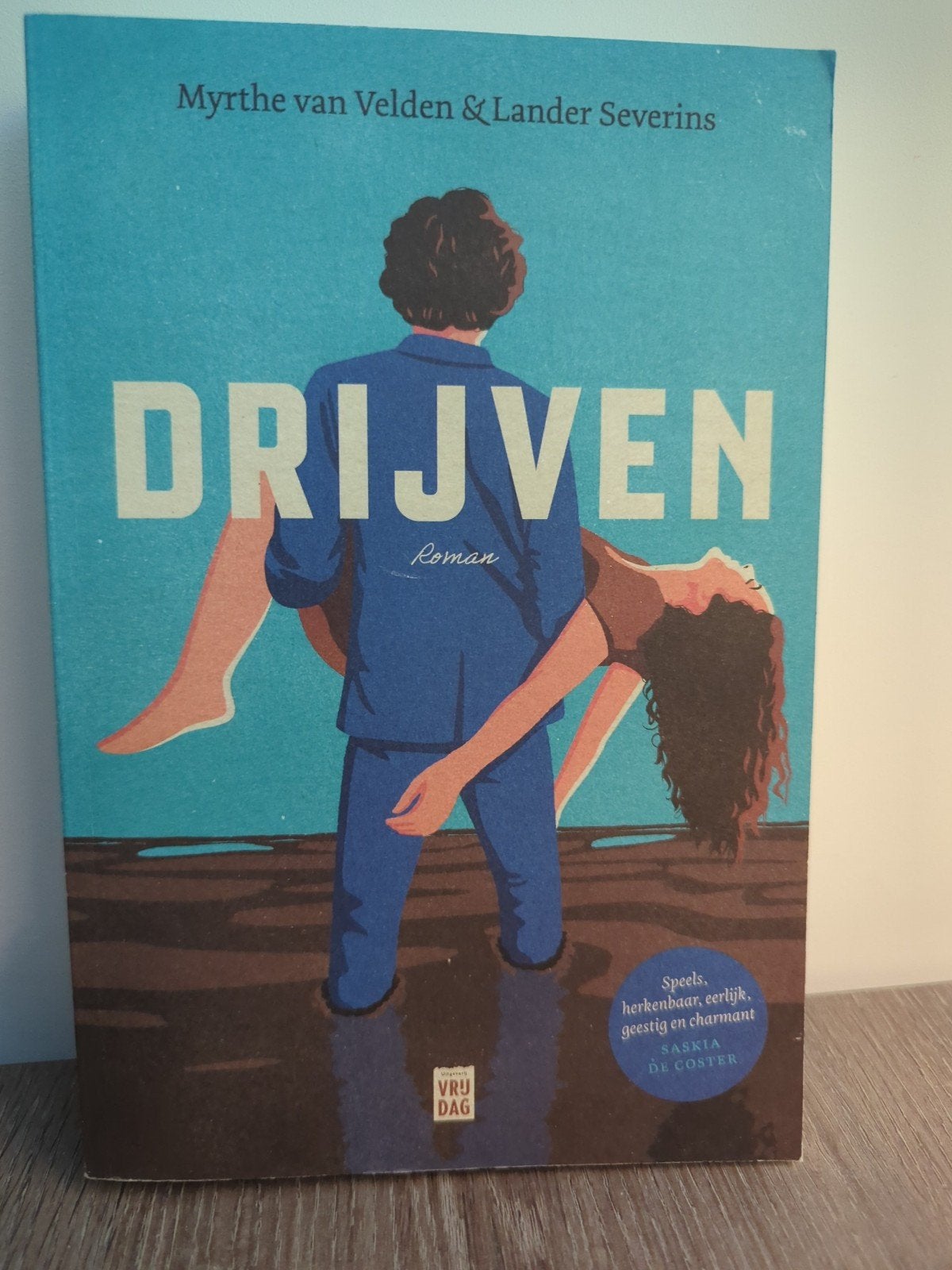 Drijven - Roman van Myrthe van Velden & Lander Severins, Ophalen of Verzenden, Gelezen, Myrthe van Velden & Lander Severins, Nederland